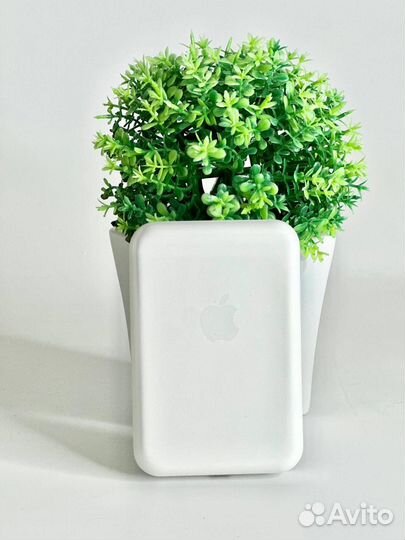 Apple magsafe battery pack