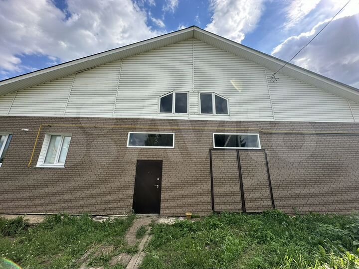 Дом 220 м² на участке 12 сот.