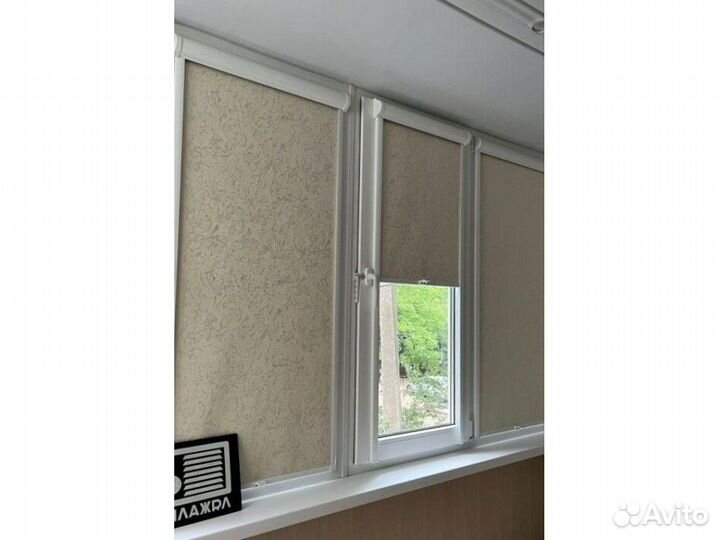 Рулонные кассетные шторы блекаут N719