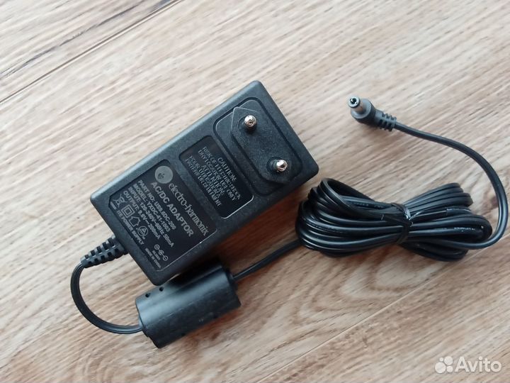 Блок питания Electro Harmonix Small Clone Chorus