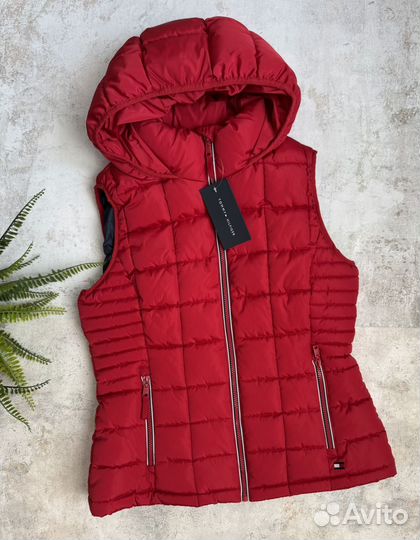 Жилетка Tommy Hilfiger новая
