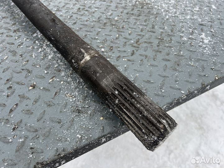 Полуось на урал