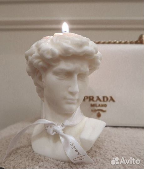 Свеча давид и колонны