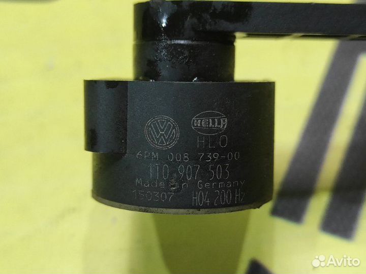 Датчик положения кузова задний Volkswagen Touareg