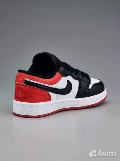 Кроссовки детские Nike Air Jordan 1 low