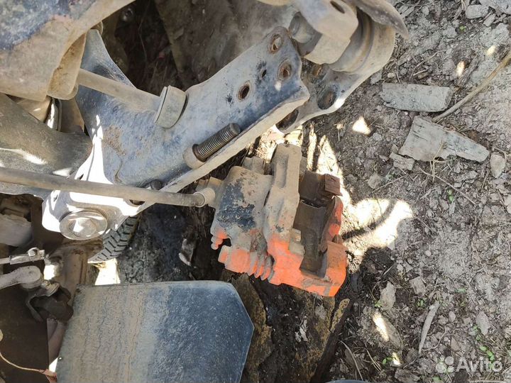 Суппорт на daewoo sens