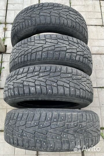 Roadstone Winguard WinSpike 215/60 R17 100T