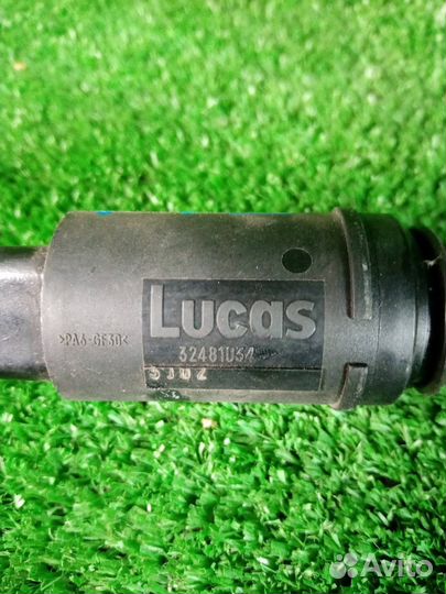 Датчик Mercedes-Benz E320 W210 M112E32 112.941