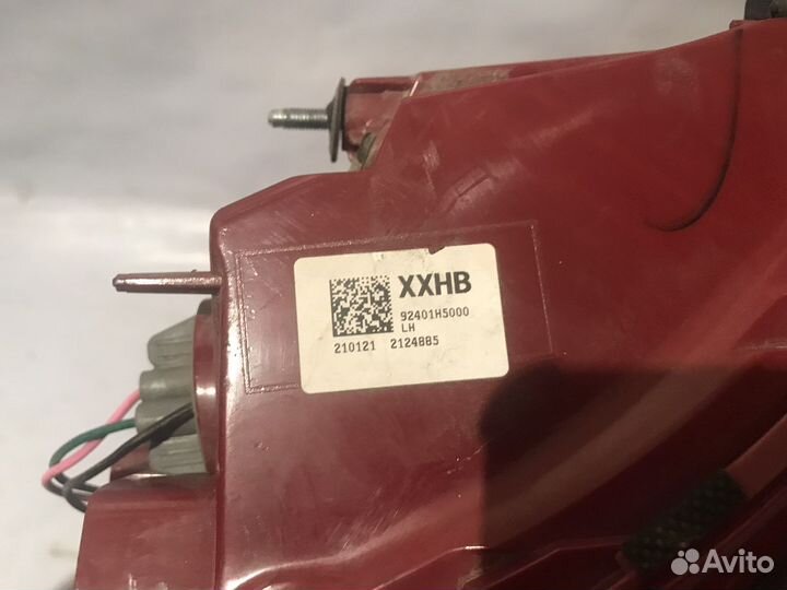 Фонарь левый наружный Hyundai Solaris 2