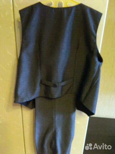 Костюм школьный