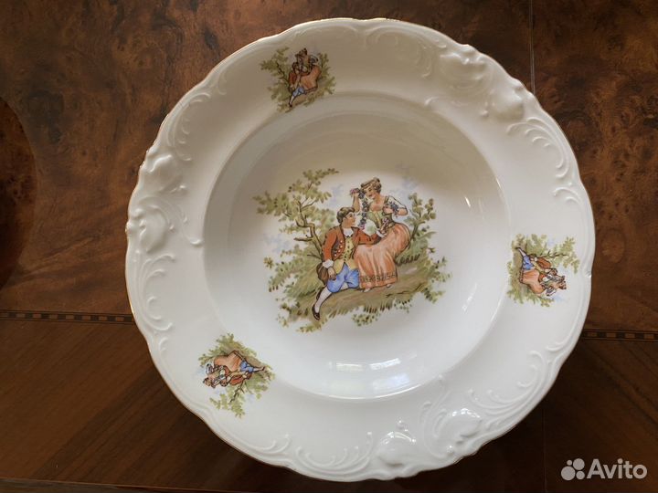 Набор столовой посуды на 6 персон