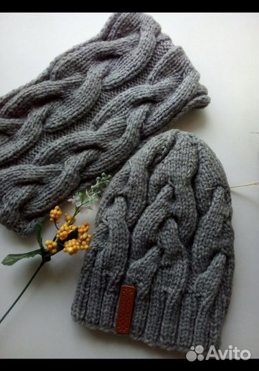 Шапка вязаная ручная работа