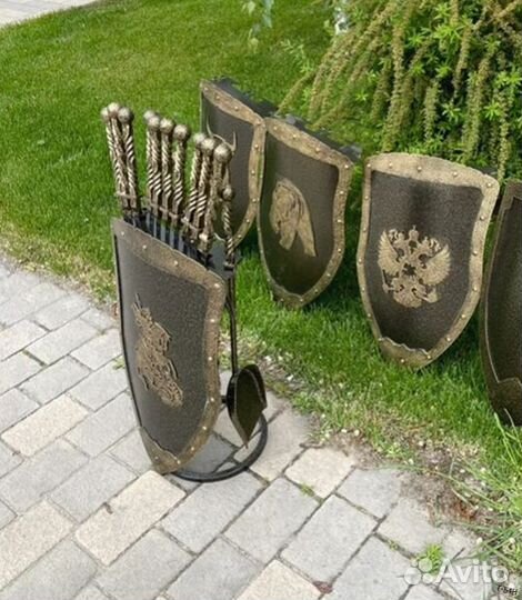 Щит подарочный/ подставка под шампуры