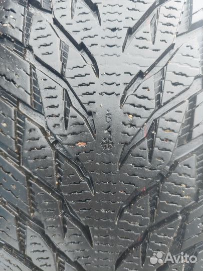 Nokian Tyres Hakkapeliitta 7 235/60 R18 107