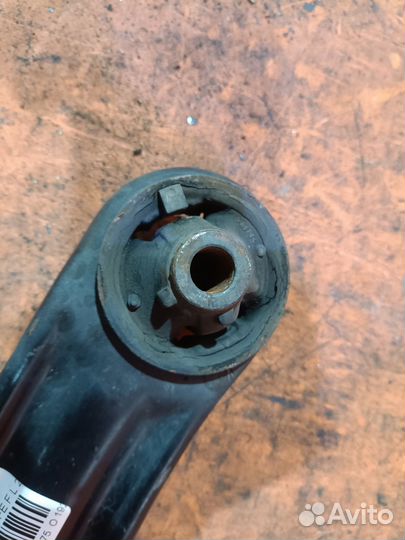 Рычаг Toyota Platz NCP16 (Переднее Левое)