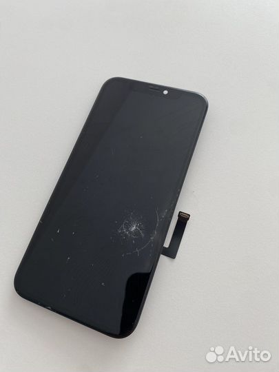 Дисплей на iPhone 11