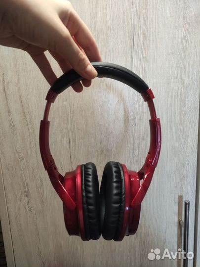 Беспроводные наушники