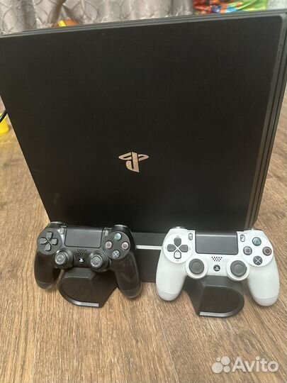 Sony PS4 pro 1tb