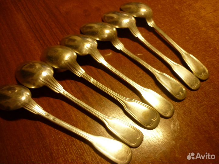 Станинные предметы для сервировки стола