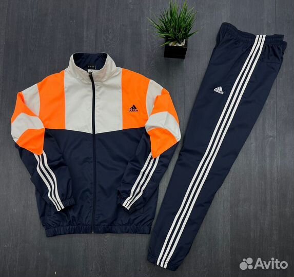 Спортивный костюм в стиле 90-ых Adidas