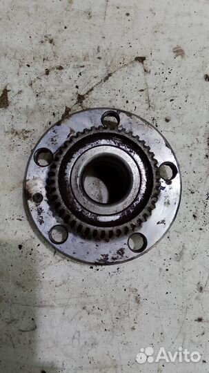 Ступица задняя Skoda Octavia Tour