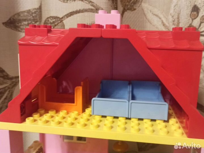 Конструктор Lego duplo Новый год и Кукольный дом