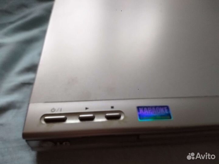 DVD плеер LG dke574xb