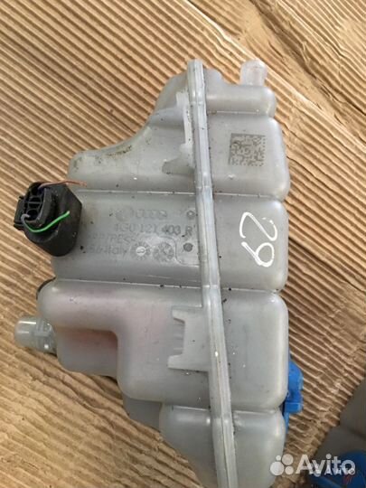 Бачок расширительный Ауди А6 C7 4G0121403G