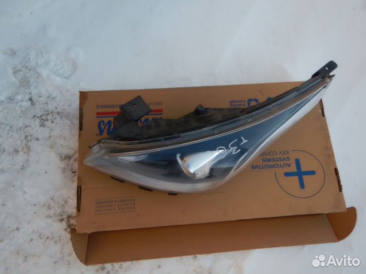 Фара левая Kia Rio 4 линза