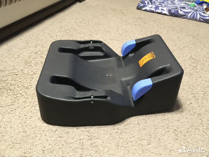 Автокресло inglesina huggi 0+ c с базой