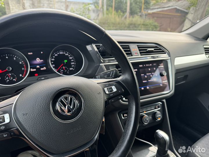 Volkswagen Tiguan 1.4 AMT, 2019, 63 000 км