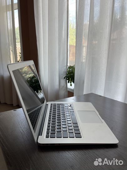 Apple MacBook air 13 2012