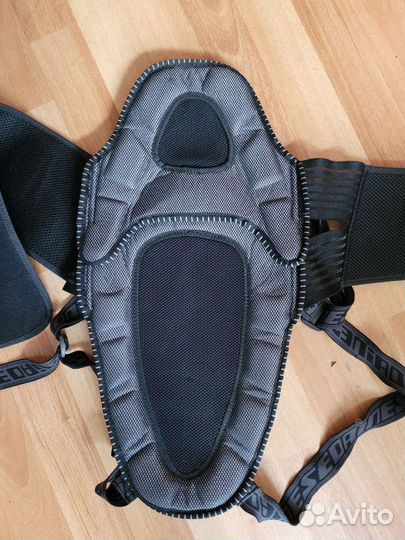 Защита спины dainese