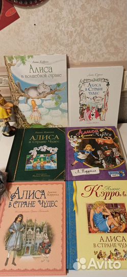 Приключения Алисы в стране Чудес