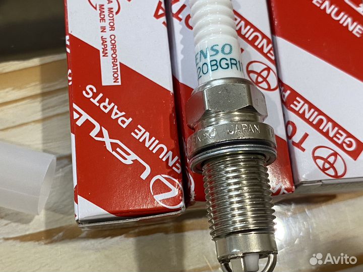 Комплект свечей Toyota Highlander RAV4 SK20BGR11