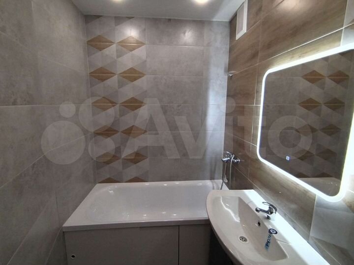 2-к. квартира, 44 м², 1/5 эт.