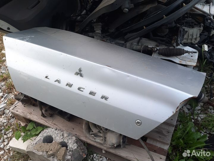 Крышка багажника mitsubishi lancer