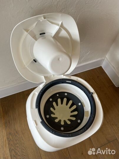 Утилизатор подгузников Tommee Tippee Sangenic