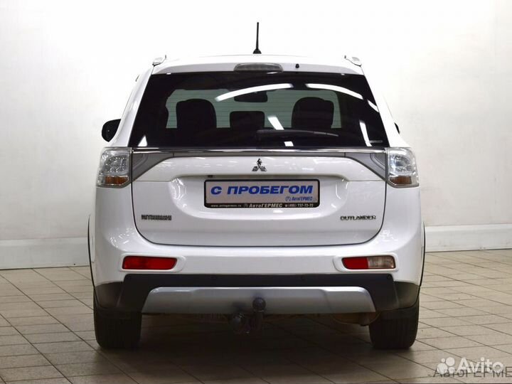 Mitsubishi Outlander 2.4 CVT, 2014, 284 974 км