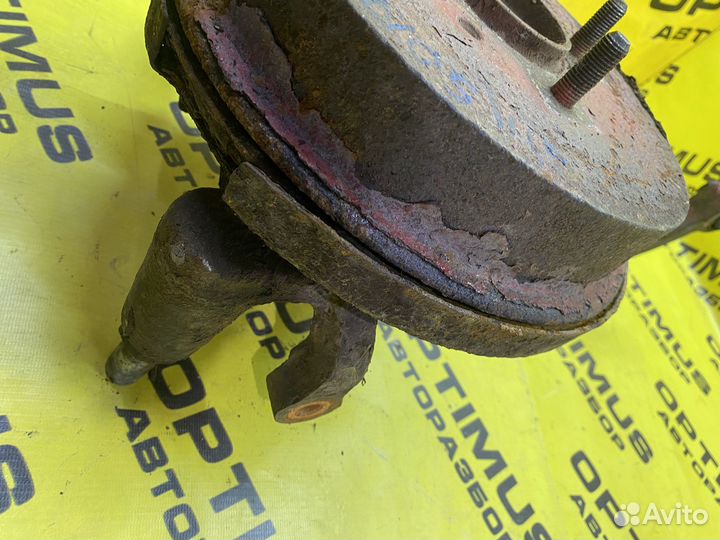 Задний левый кулак Hyundai Sonata EF