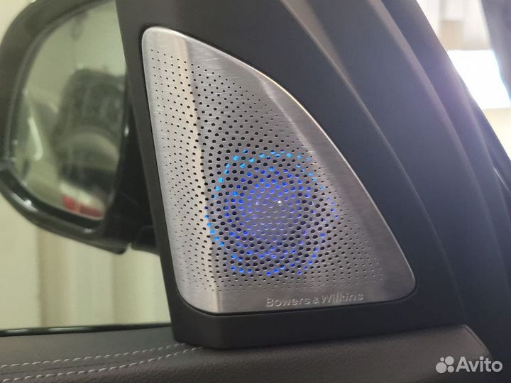 Сетки с подсветкой Bowers&Wilkins на BMW Х5 Х7