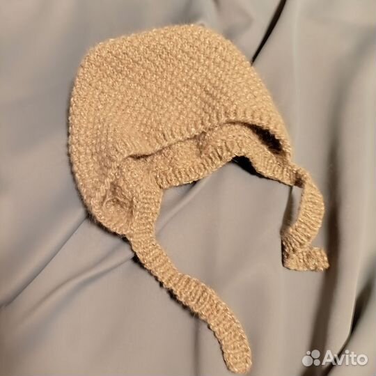 Чепчик женский вязаный