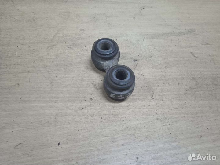 Стойка стабилизатора задняя BMW 7 E32 бмв 7 E32