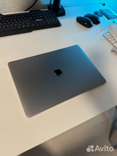 MacBook Pro 15 2016 Touch Bar