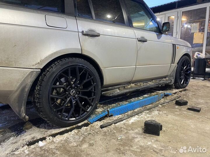Land Rover Range Rover 4.4 AT, 2002, 200 000 км