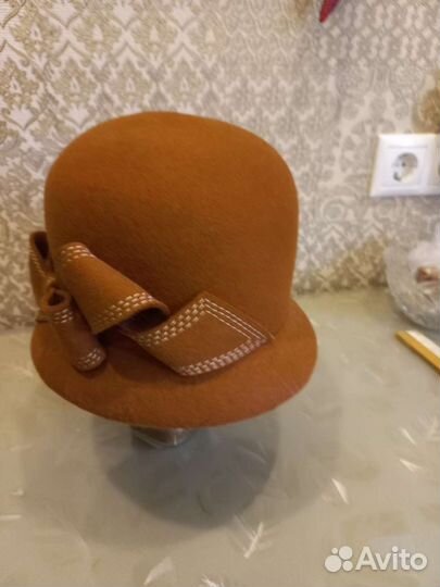 Шляпа фетровая женскаяновая с биркой
