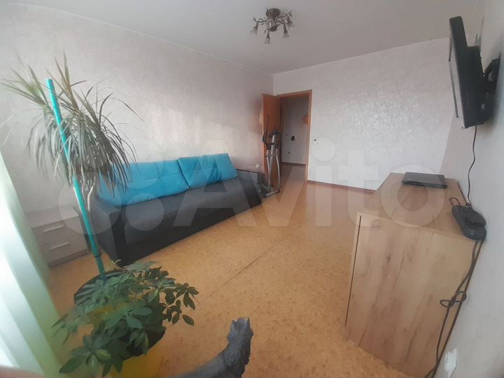 1-к. квартира, 42 м², 3/9 эт.