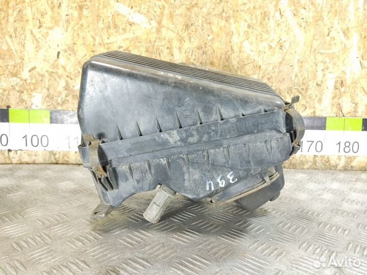 Корпус воздушного фильтра Toyota Corolla e10