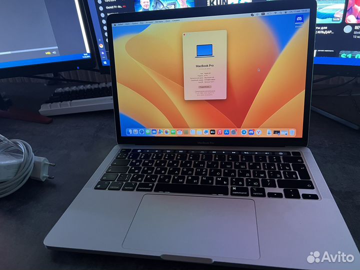 Macbook Pro 13 2020 Touch bar M1