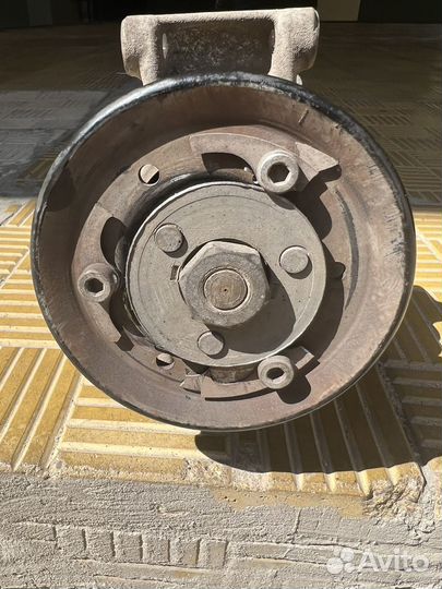 Компрессор кондиционера audi A3 8V